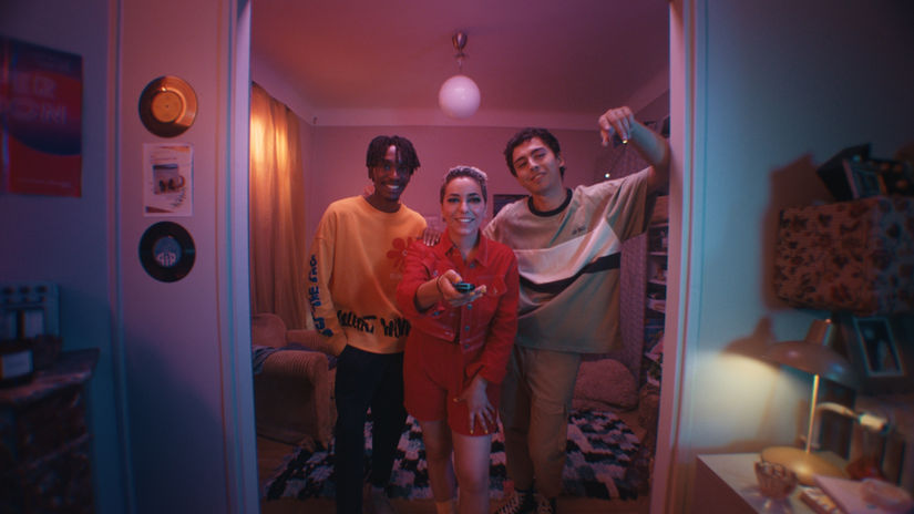JUST DANCE